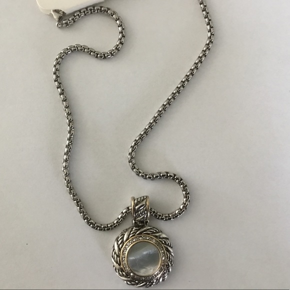 Necklace with Stones - Picture 2 of 3